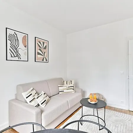 A Cosy Et Confortable Apartment
