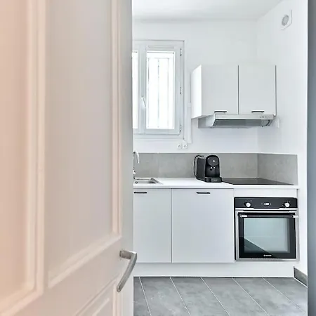 A Cosy Et Confortable Apartment