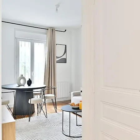 A Cosy Et Confortable Apartment *